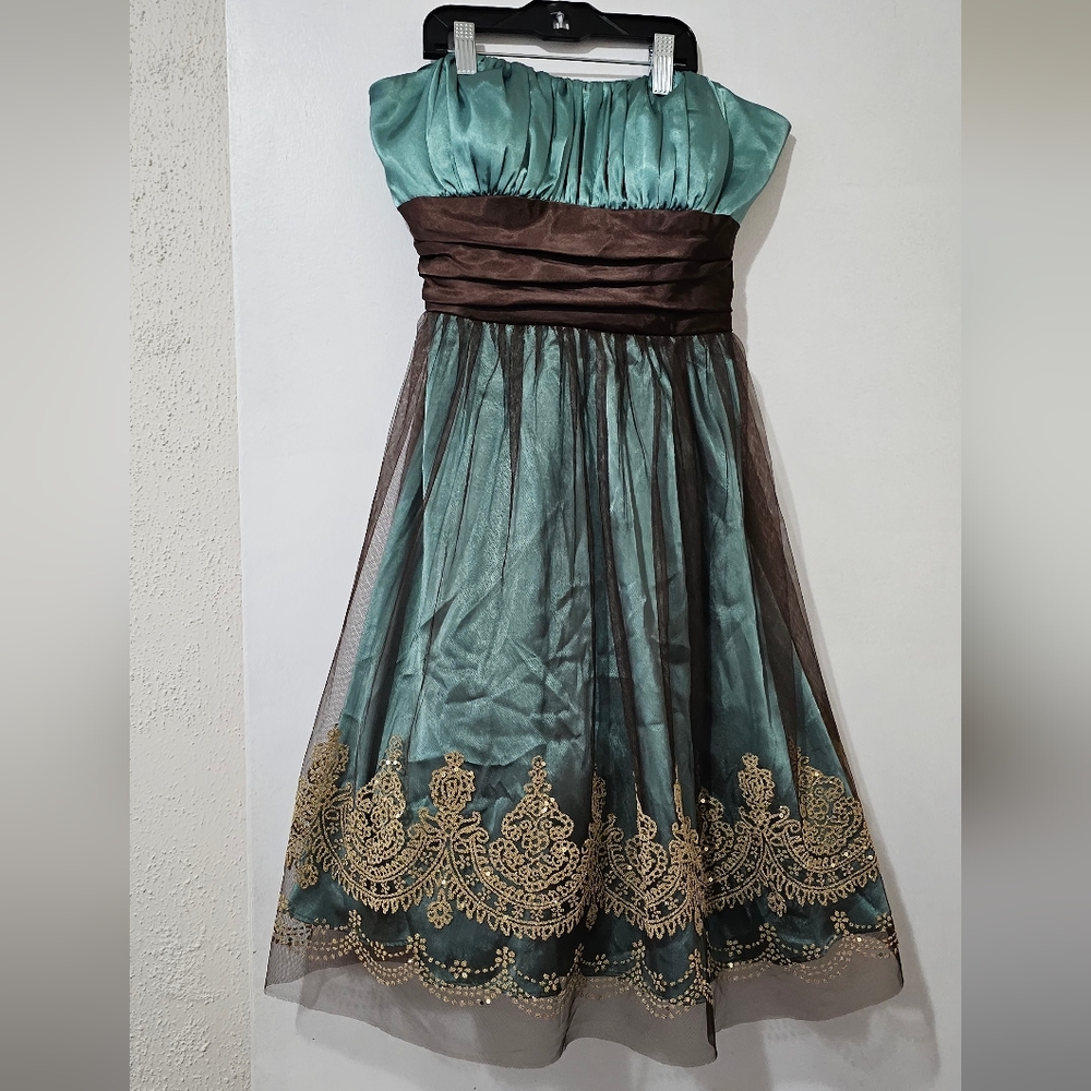 Strapless short dress